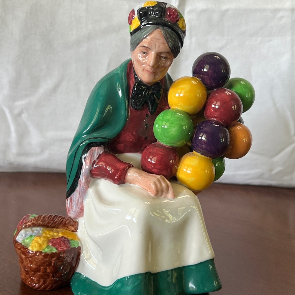 Royal Doulton Old Balloon Seller